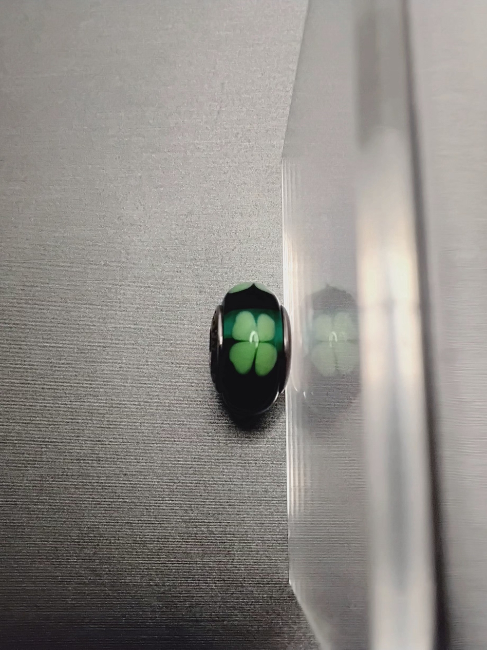 Authentic Pandora Green Murano Glass 4 Leaf Clover Charm